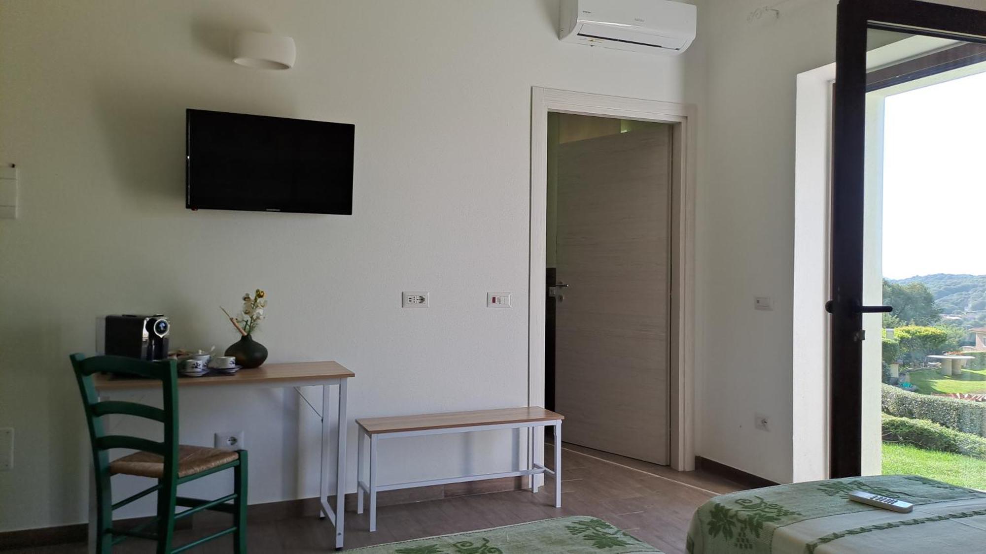 B&B La Chintina 산트 안토니오 디 갈루라 외부 사진
